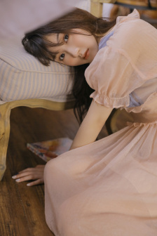 靖王世子小妾